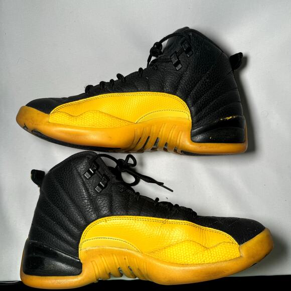 Size 10 - Nike Air Jordan 12 Retro University Gold Men's Shoes - Picture 2 of 7
